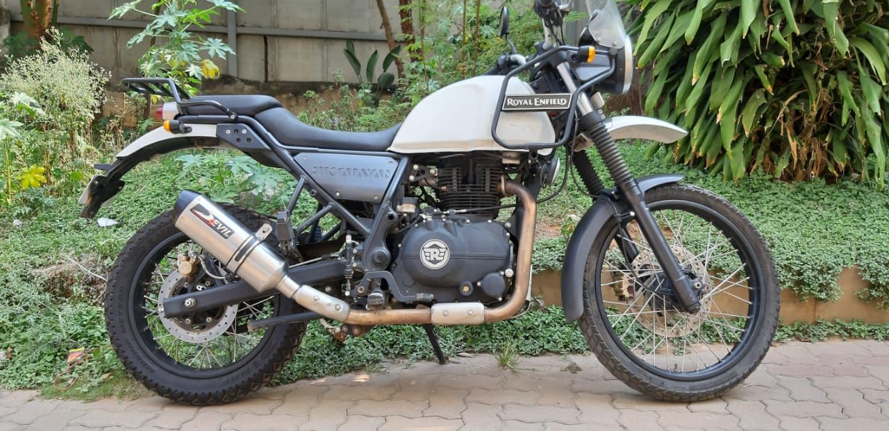 Royal Enfield Himalayan Slip-on (Part no. D2.1 - 420 mm) with Mid Link Pipe